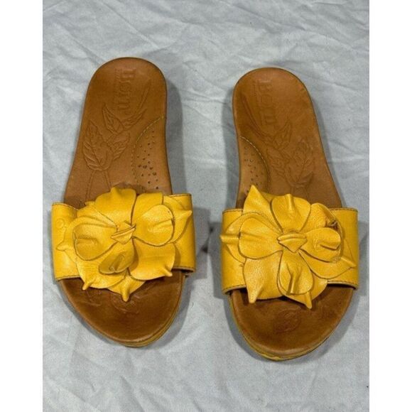 Born Mustard Slide Sandal With Flower Woman's Size 6 - Picture 2 of 4
